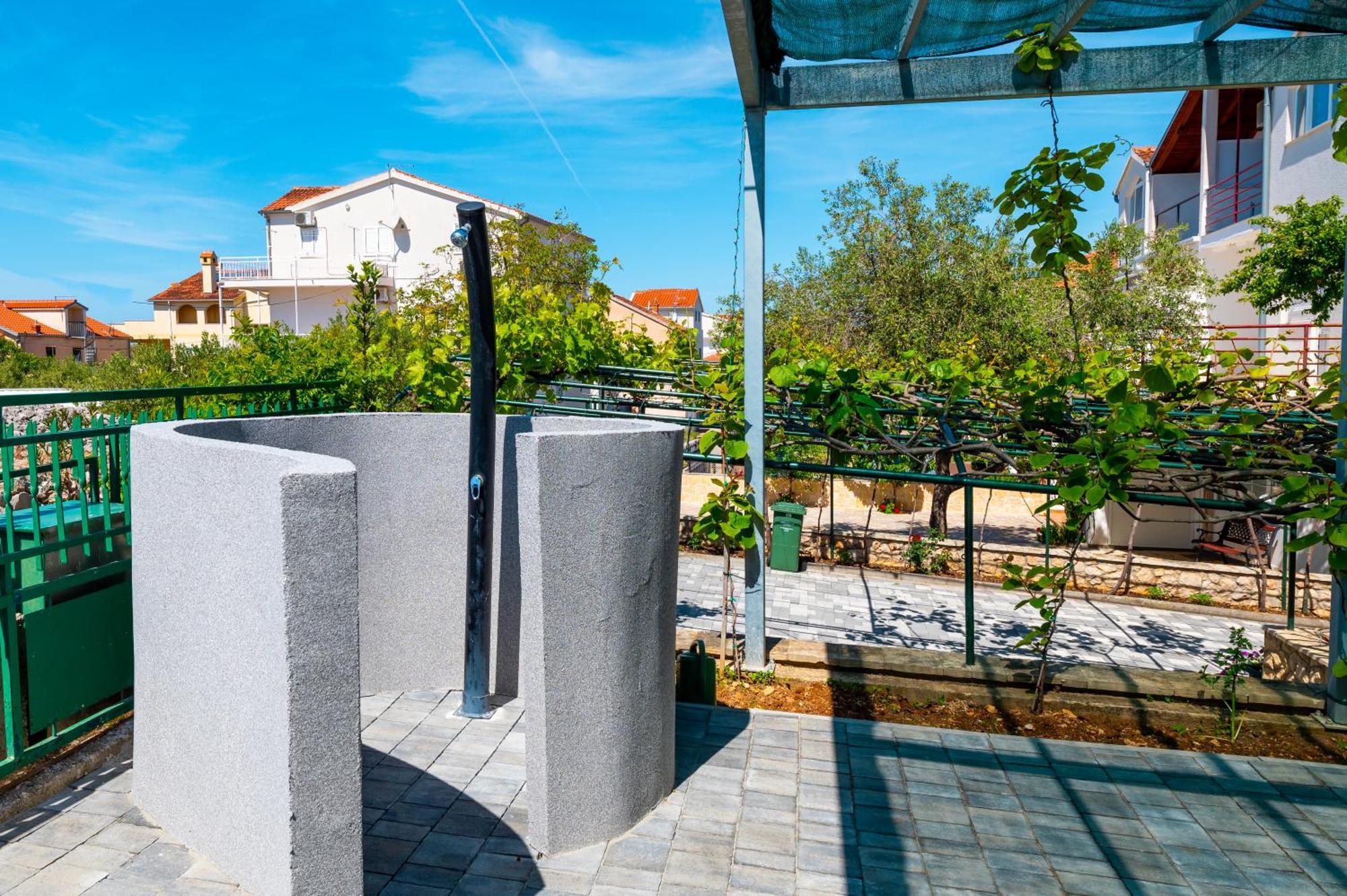 Danica Luxury Seaside Apartment Šibenik Exteriör bild